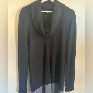 AQUA By Bloomingdales Black & Grey sweater Turtleneck Size L